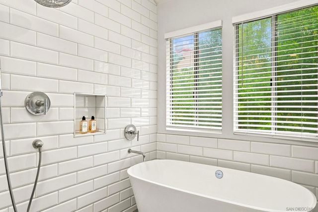 5849 Caminito Del Estio, La Jolla, CA 92037