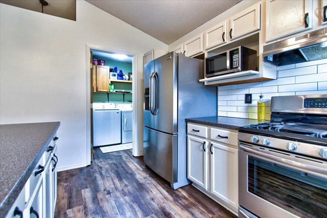 1905 S Milstead St, Wichita, KS 67209