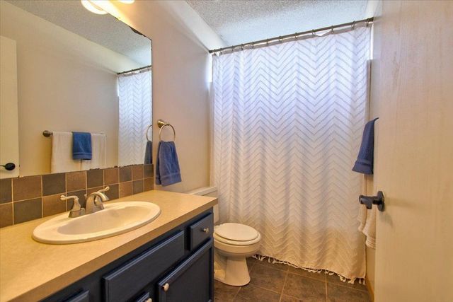 1905 S Milstead St, Wichita, KS 67209