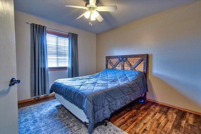 1905 S Milstead St, Wichita, KS 67209