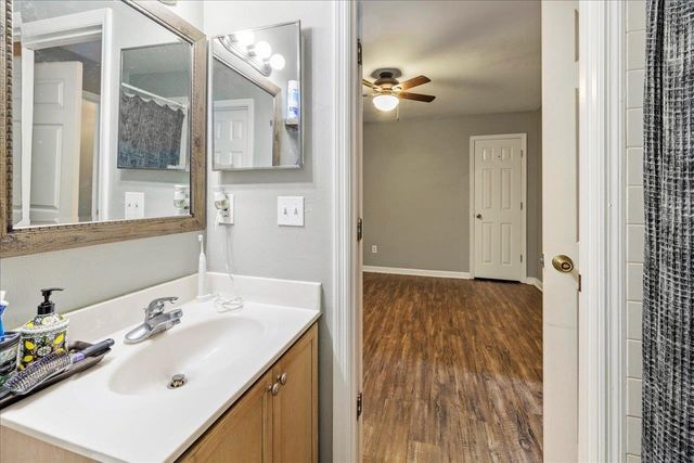 500 Ausley Road, Tallahassee, FL 32304
