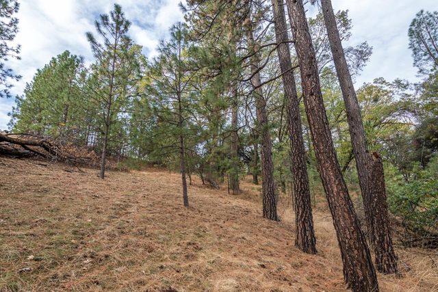 23717-Lot 127 Darkhorse Dr, Auburn, CA 95602