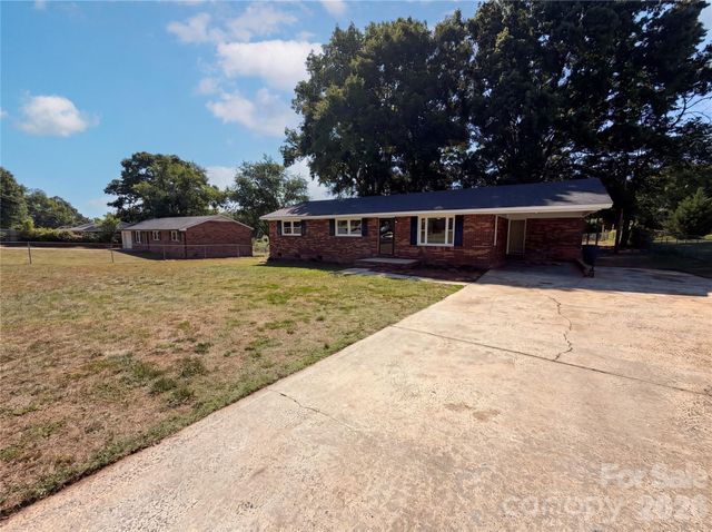4030 Angus Drive, Gastonia, NC 28056