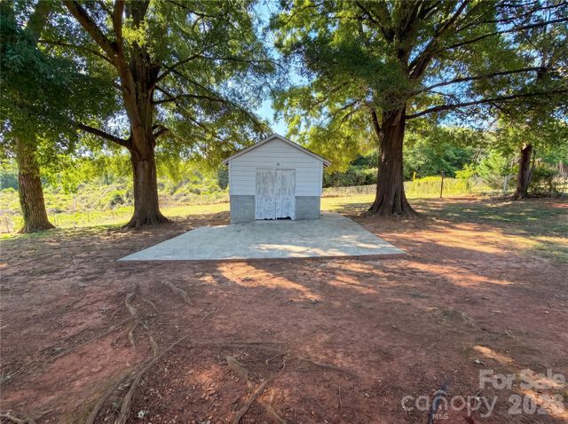 4030 Angus Drive, Gastonia, NC 28056