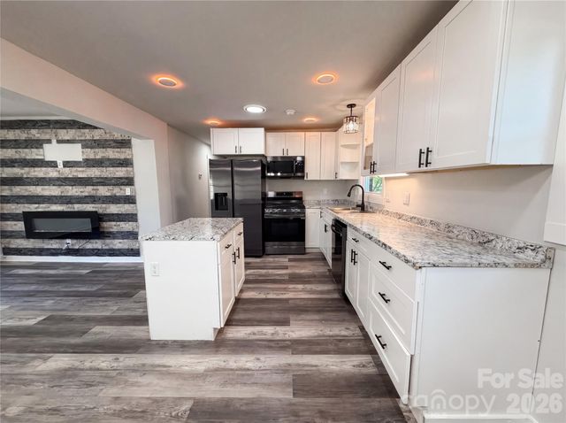 4030 Angus Drive, Gastonia, NC 28056