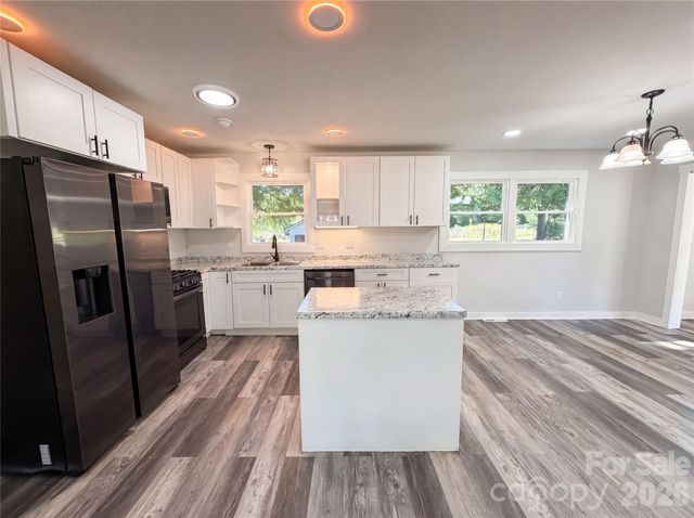 4030 Angus Drive, Gastonia, NC 28056