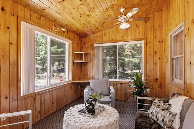 33 Thornton Road, Nashua, NH 03063