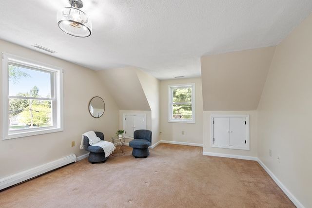 33 Thornton Road, Nashua, NH 03063