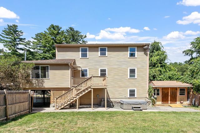 33 Thornton Road, Nashua, NH 03063