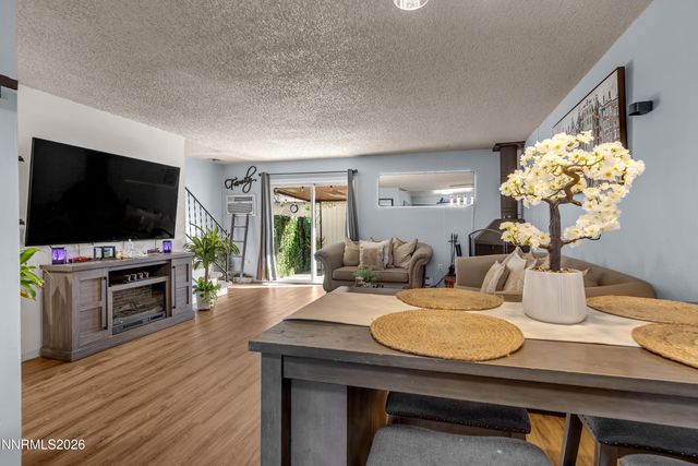 562 Smithridge Park, Reno, NV 89502