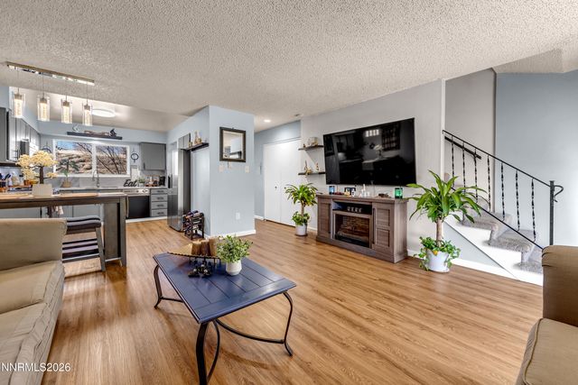 562 Smithridge Park, Reno, NV 89502