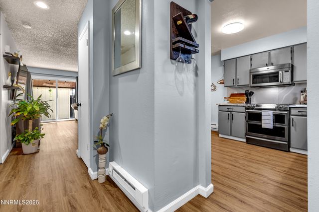 562 Smithridge Park, Reno, NV 89502