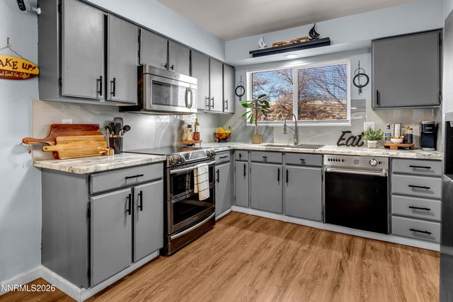 562 Smithridge Park, Reno, NV 89502