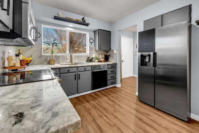 562 Smithridge Park, Reno, NV 89502