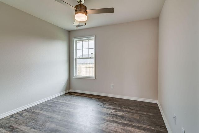 938 S Pindall Lane, Nixa, MO 65714