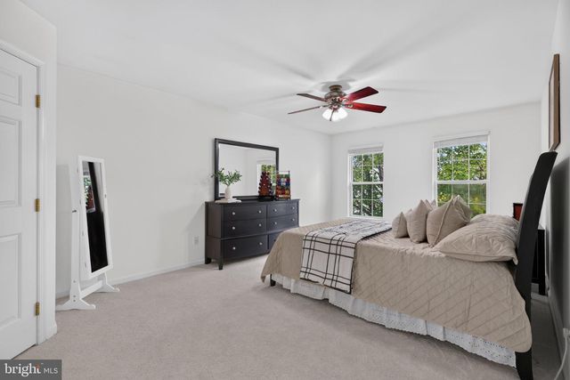 6912 SUSQUEHANNA RD, Gainesville, VA 20155