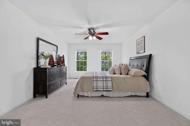 6912 SUSQUEHANNA RD, Gainesville, VA 20155