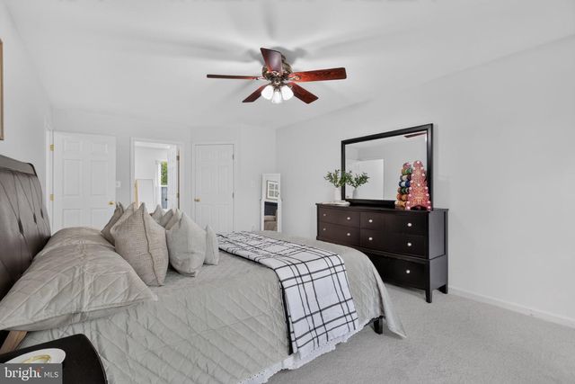 6912 SUSQUEHANNA RD, Gainesville, VA 20155