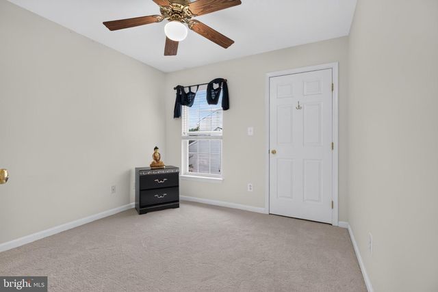 6912 SUSQUEHANNA RD, Gainesville, VA 20155