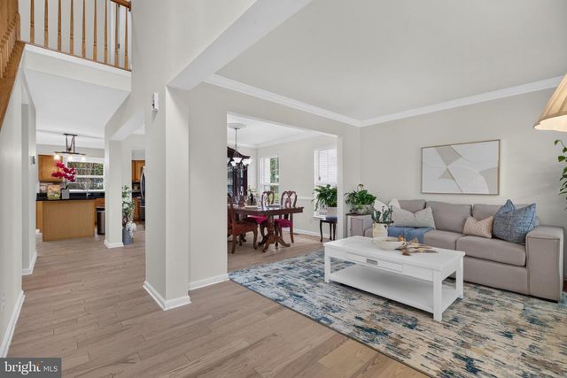 6912 SUSQUEHANNA RD, Gainesville, VA 20155