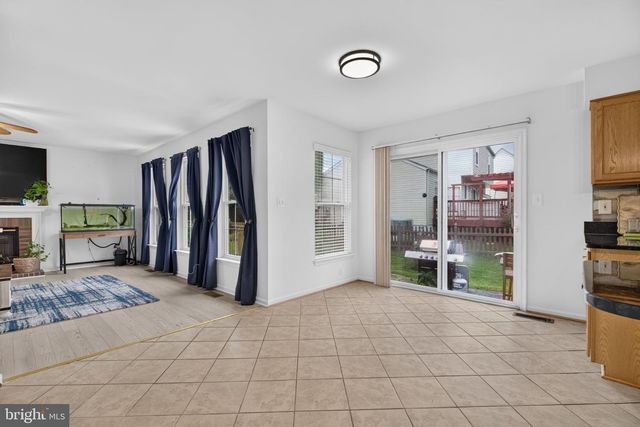 6912 SUSQUEHANNA RD, Gainesville, VA 20155