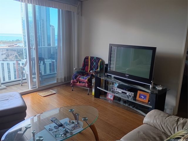 1288 Kapiolani Boulevard I-2705, Honolulu, HI 96814