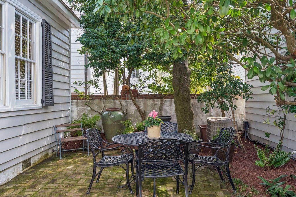 Image 42 of property listing at 38 Savage Street, Charleston, SC 29401