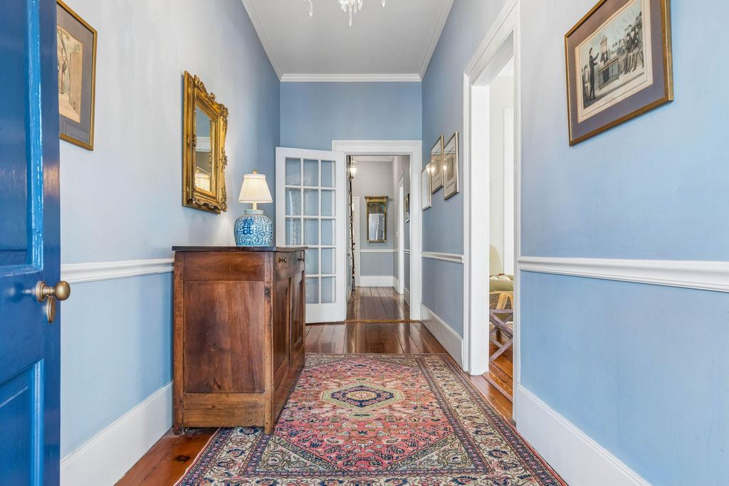 Image 5 of property listing at 38 Savage Street, Charleston, SC 29401