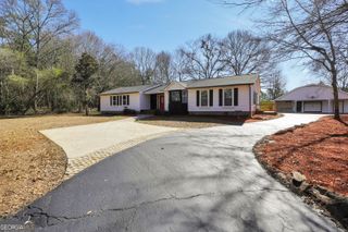140 Heritage Circle, Mcdonough, GA 30253