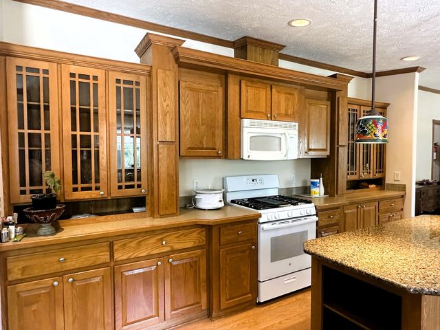 600 GREENVIEW Road, Belvidere, IL 61008