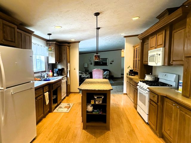 600 GREENVIEW Road, Belvidere, IL 61008
