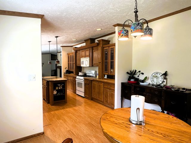 600 GREENVIEW Road, Belvidere, IL 61008