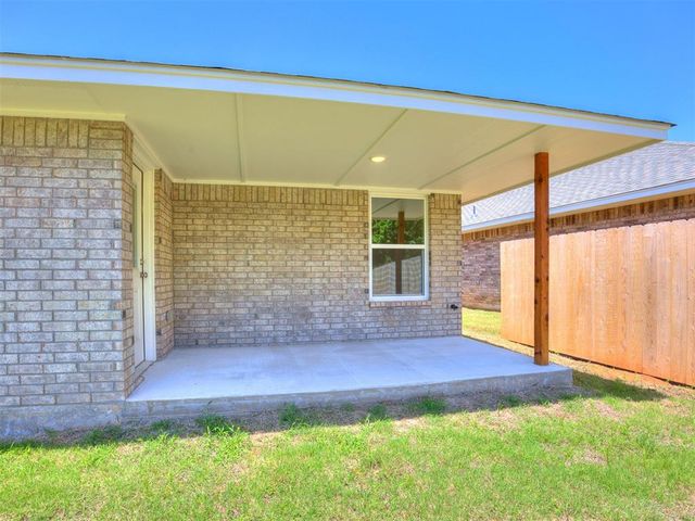 1842 Brush Creek Way, Newcastle, OK 73065