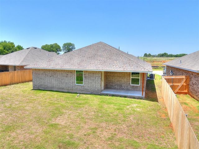 1842 Brush Creek Way, Newcastle, OK 73065
