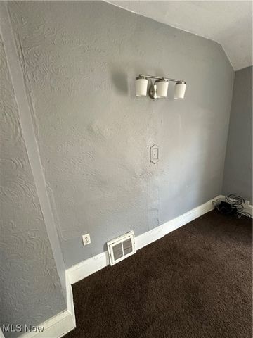 1682 E 33rd Street, Lorain, OH 44055