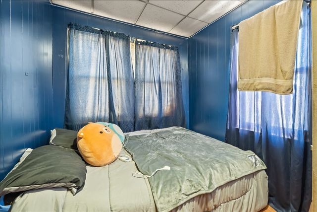 2649 N 74th Avenue, Elmwood Park, IL 60707