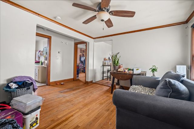 2649 N 74th Avenue, Elmwood Park, IL 60707