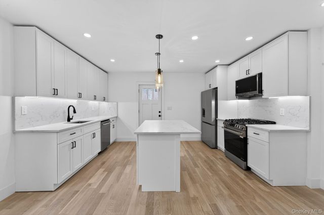 1321 E 99th Street, Brooklyn, NY 11236