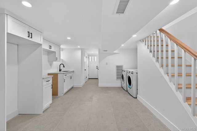 1321 E 99th Street, Brooklyn, NY 11236
