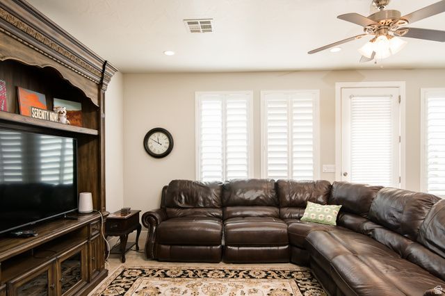 2094 N CORAL RIDGE DR, Washington, UT 84780