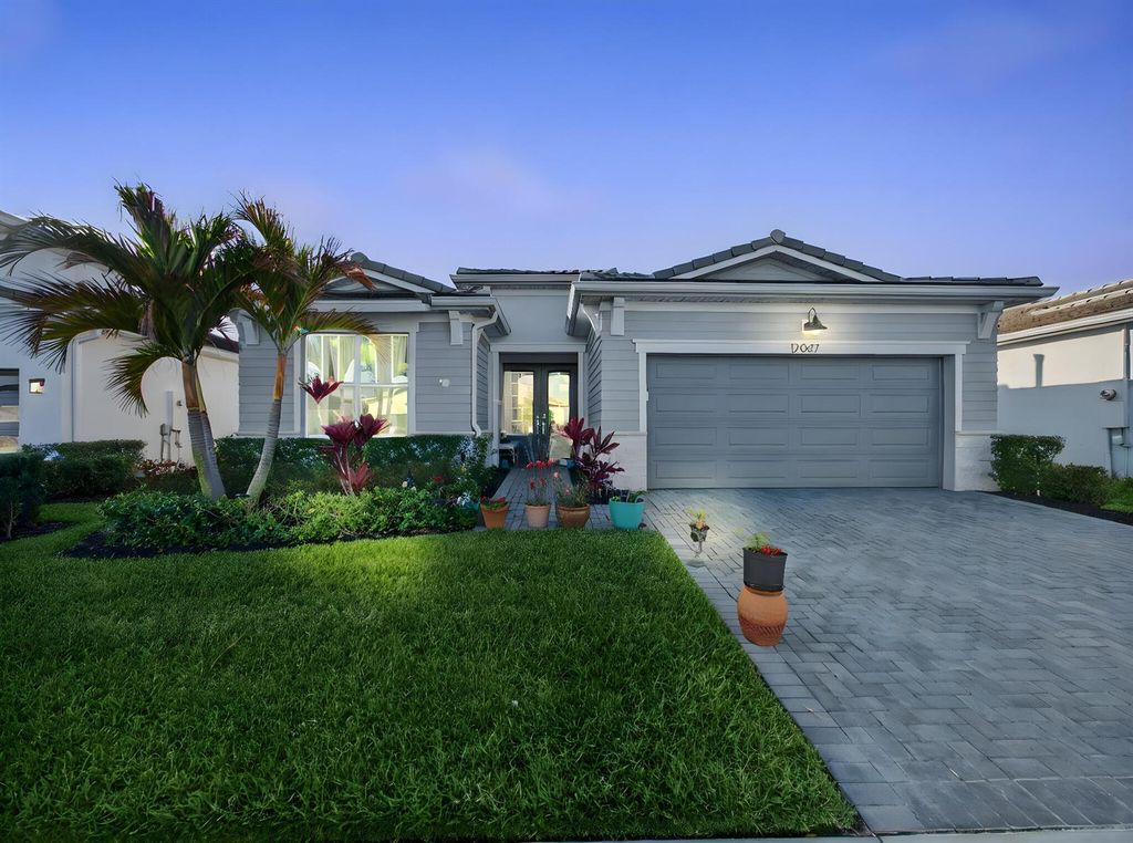 12047 SW Viridian Boulevard, Port St. Lucie, FL 34987