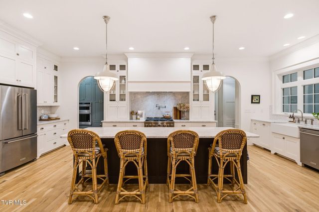 406 Lancaster Court, Morristown, TN 37814
