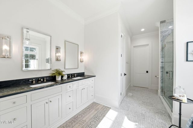 406 Lancaster Court, Morristown, TN 37814