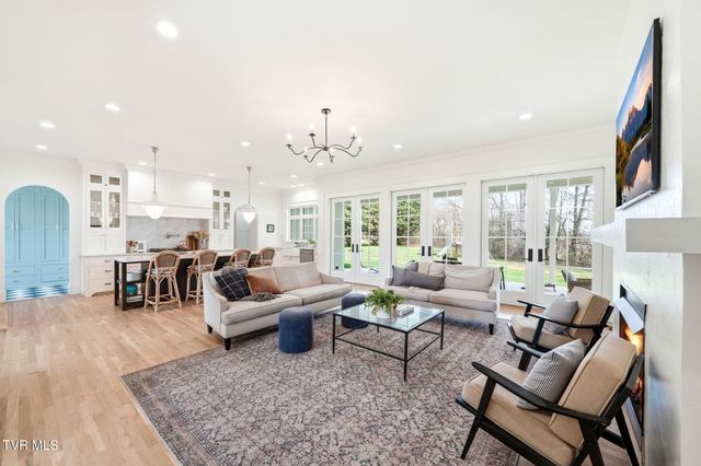 406 Lancaster Court, Morristown, TN 37814