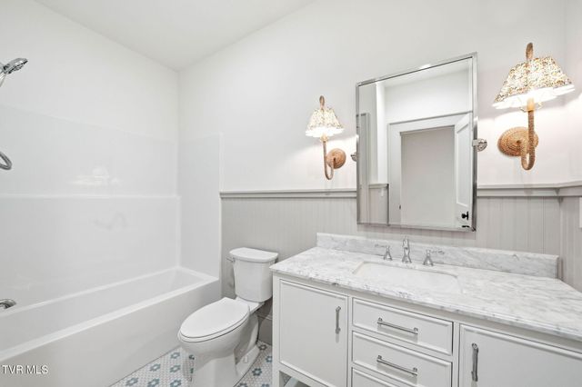 406 Lancaster Court, Morristown, TN 37814