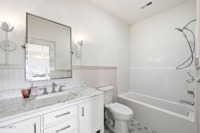 406 Lancaster Court, Morristown, TN 37814