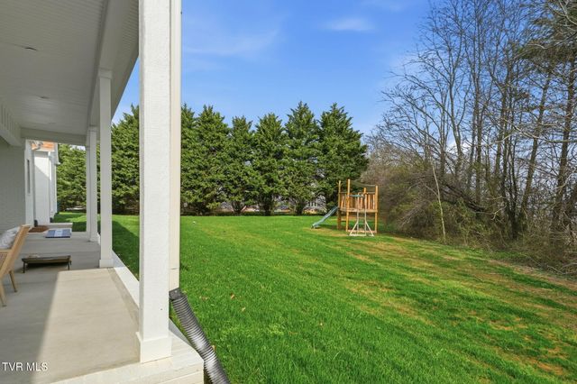 406 Lancaster Court, Morristown, TN 37814