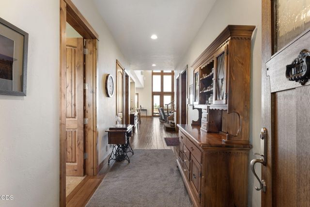 61576 SW Longview Street, Bend, OR 97702