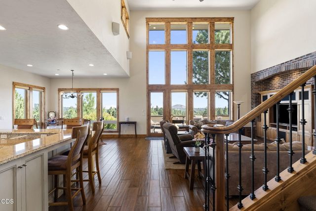 61576 SW Longview Street, Bend, OR 97702