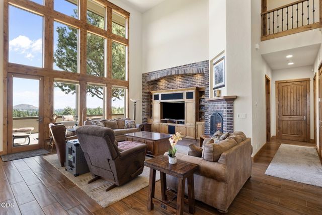 61576 SW Longview Street, Bend, OR 97702